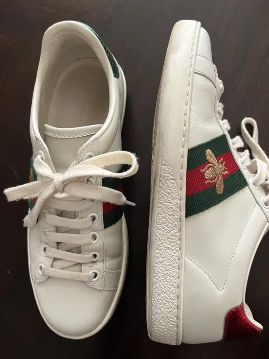 Authentic Gucci Ace Leather Sneaker
Women's size 34.5 (fits 35-35.5) - Picture 3 of 11